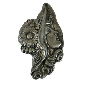 Lady in Hat Pewter Scarf Clip